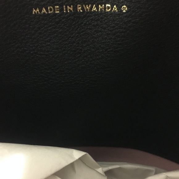 SOLD NWT KATE SPADE ON PURPOSE LEATHER CAT TOTE - Picture 5 of 8